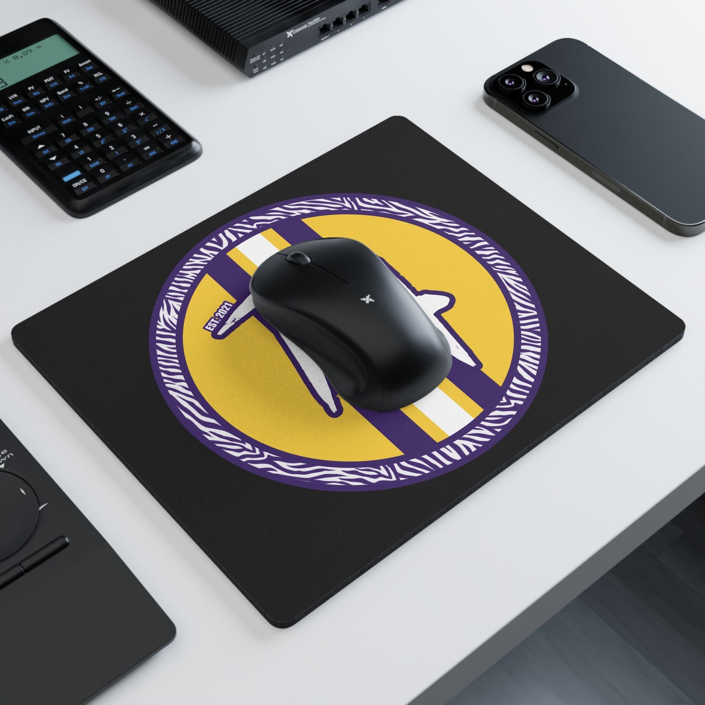 Black Rectangular Mouse Pad